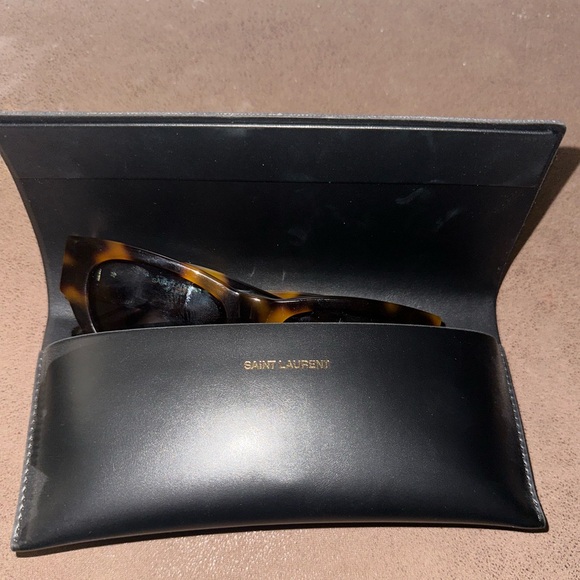 Saint Laurent YSL Tortoiseshell Cateye Sunglasses 1:1 - Picture 10 of 10